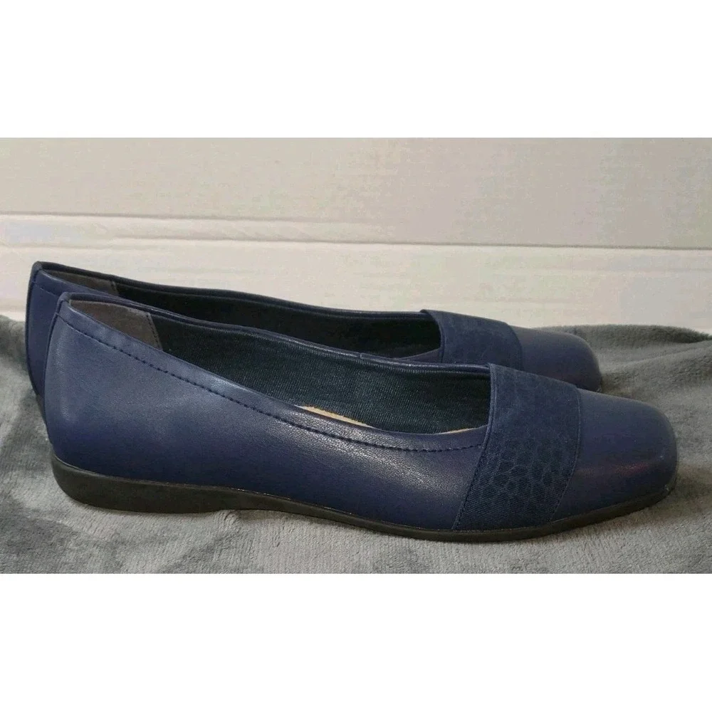 Trotters Samantha‎ Navy Women's Slip On 10WW Loafers T1812-400